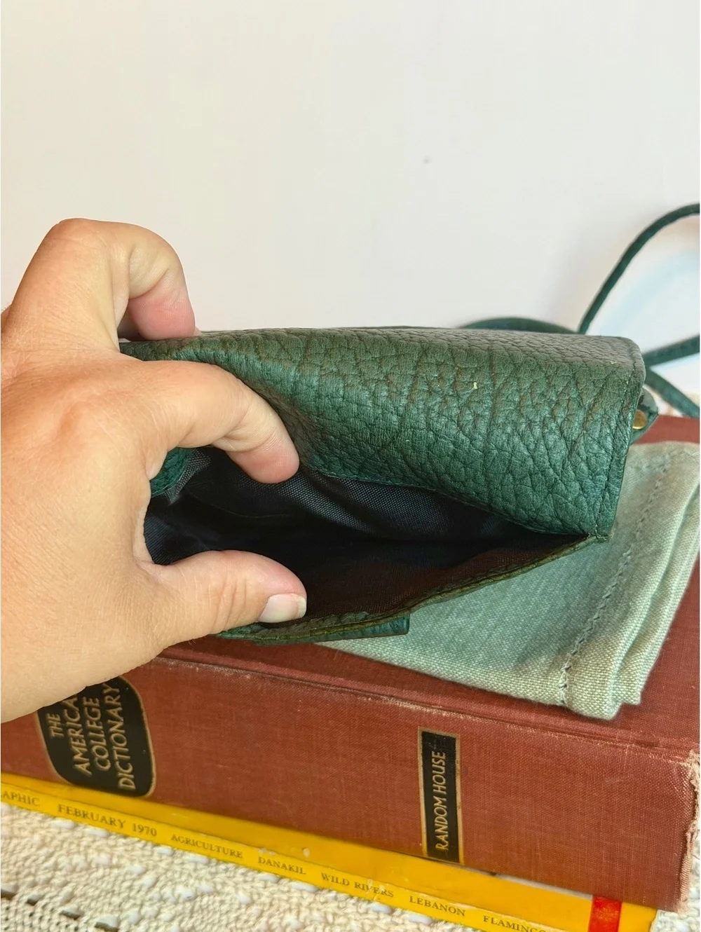 Wilsons Leather Teal Green Crossbody Bag Wallet Purse Pebbled Leather